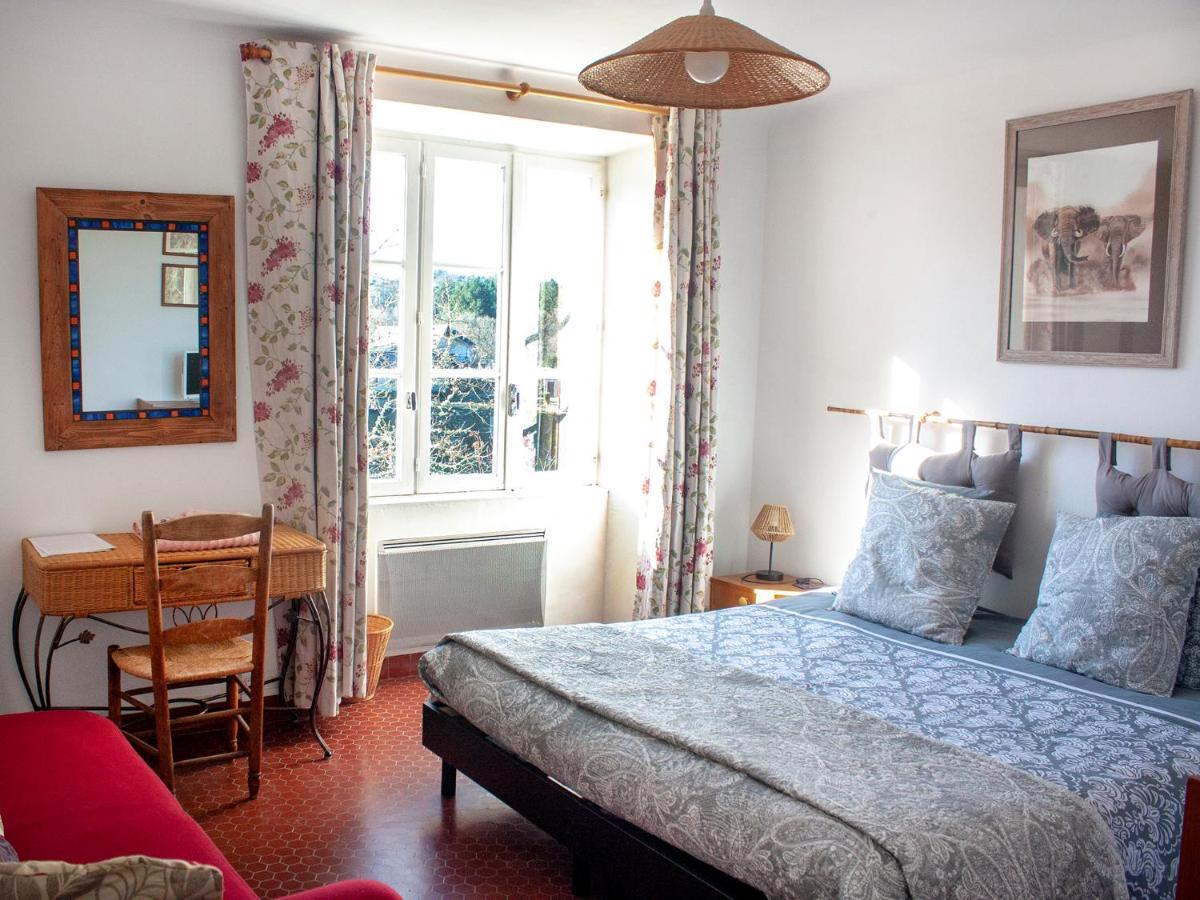 Vue Sur La Vezere Bed & Breakfast Treignac Luaran gambar